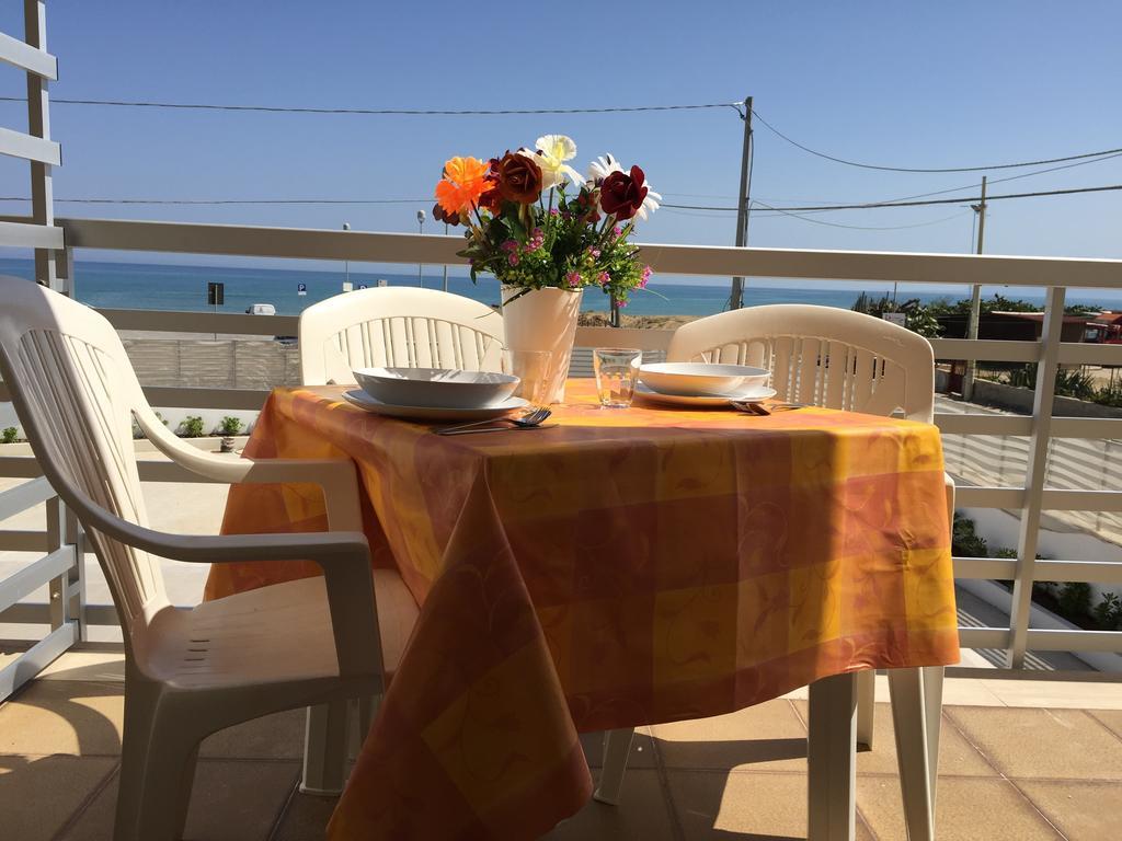 Casa Vacanze Playa 54 Кастелламмаре-дель-Голфо Экстерьер фото